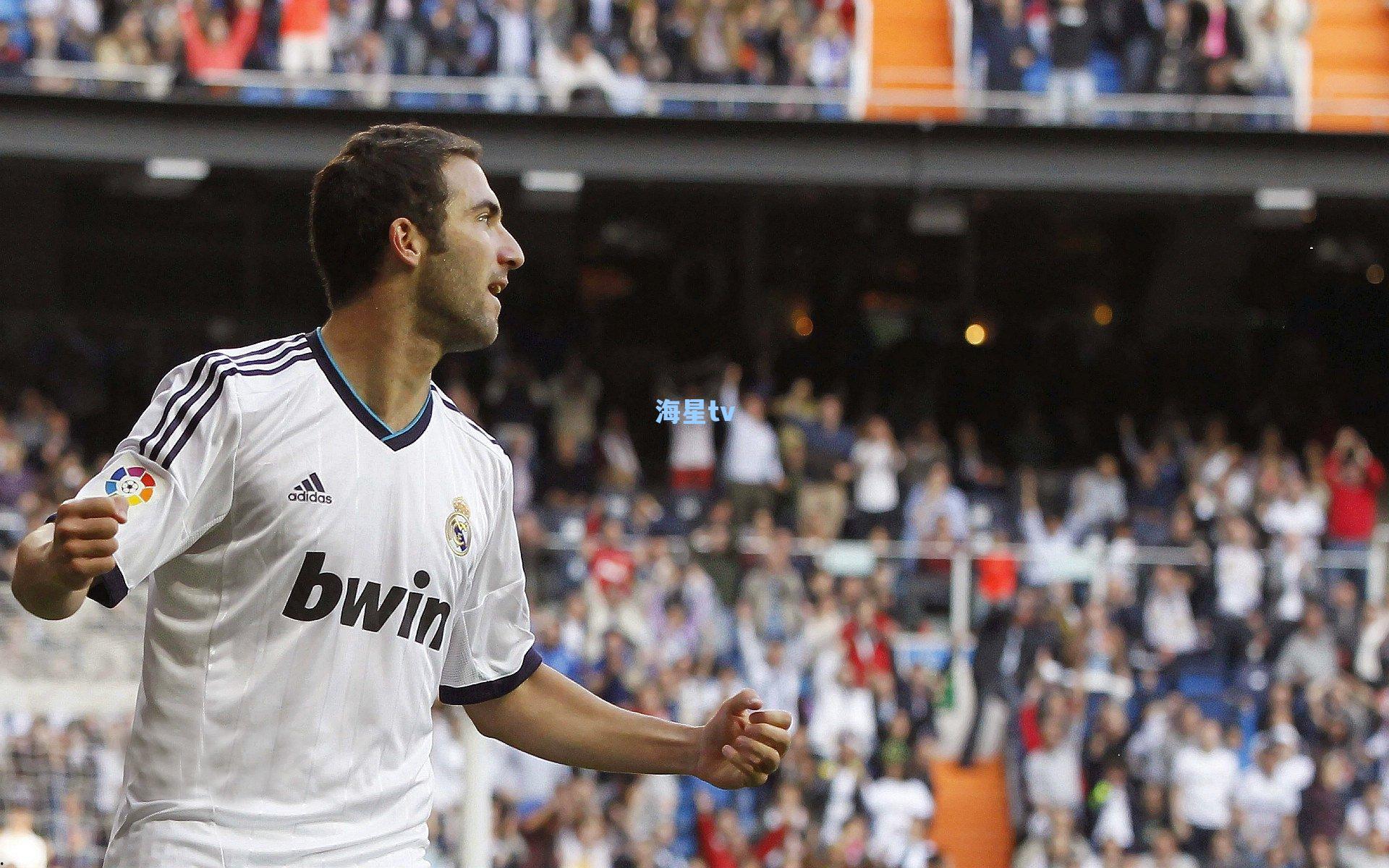 谁主沉浮？英超二月最佳教练之争，战术革新与逆境突围成焦点